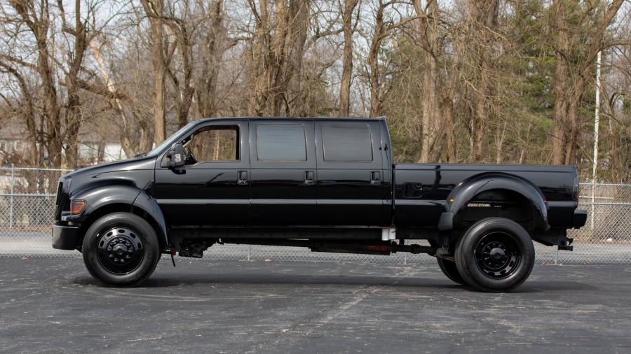  Ford F-650 Pickup Supertruck 2005 года  (фото 5 из 20)